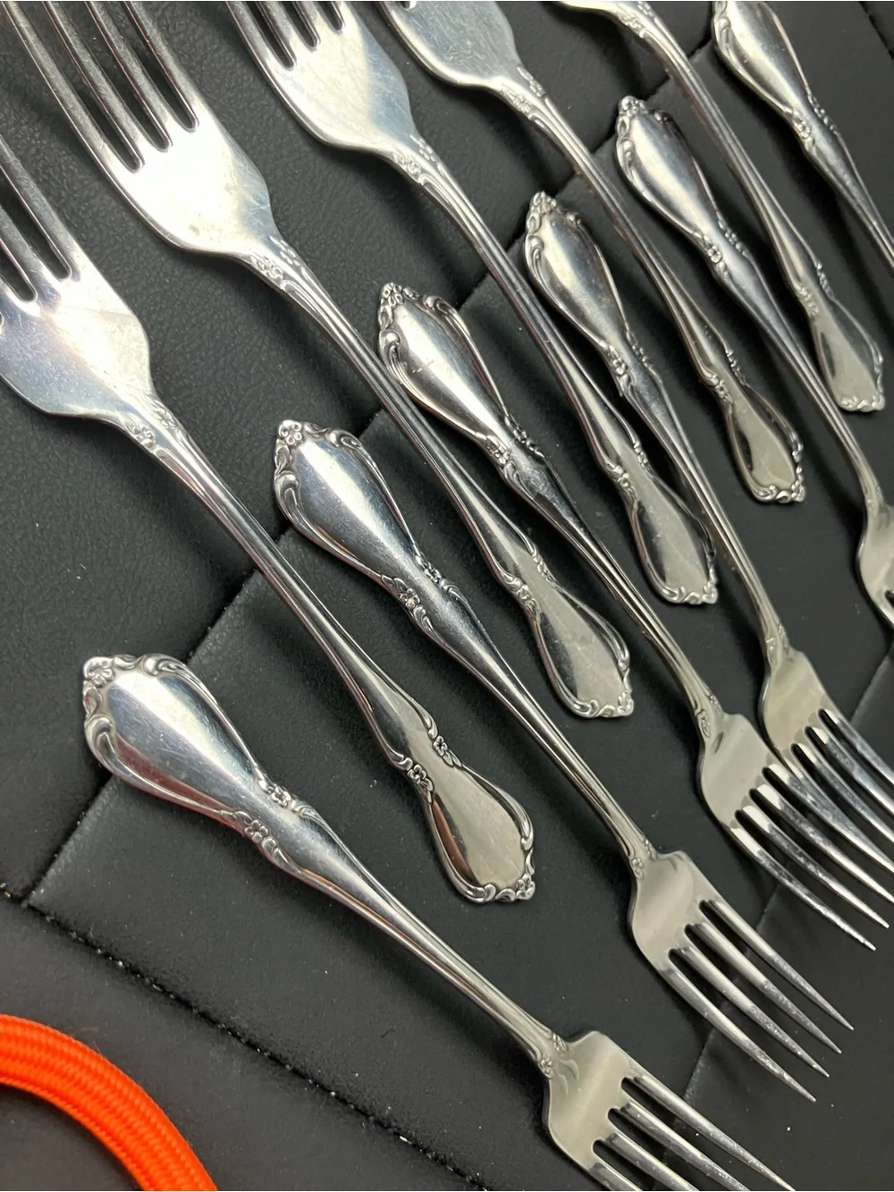 Classic Silver Dinner Fork Set - Stainless Steel (12 Pieces)